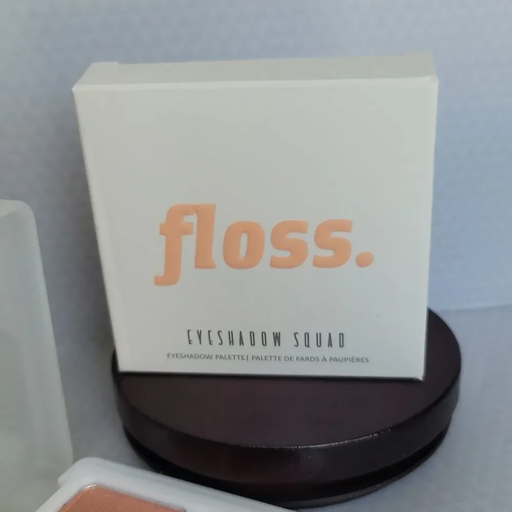 Floss Eyeshadow Squad - Just Peachy